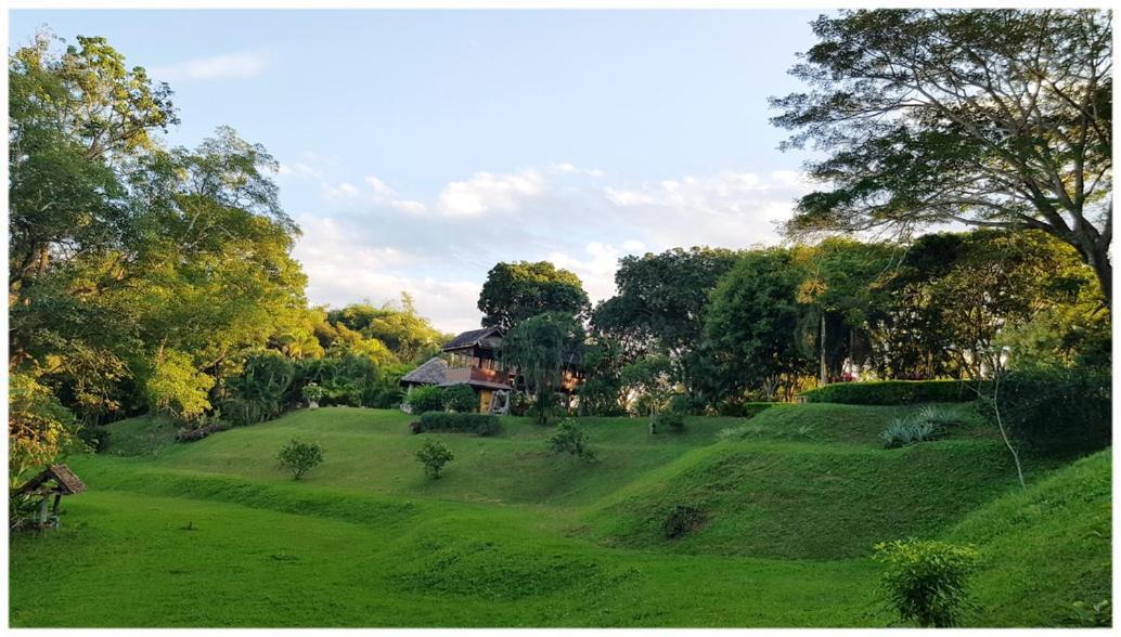 Baan Sakuna Hotel Chiang Khong Exterior photo